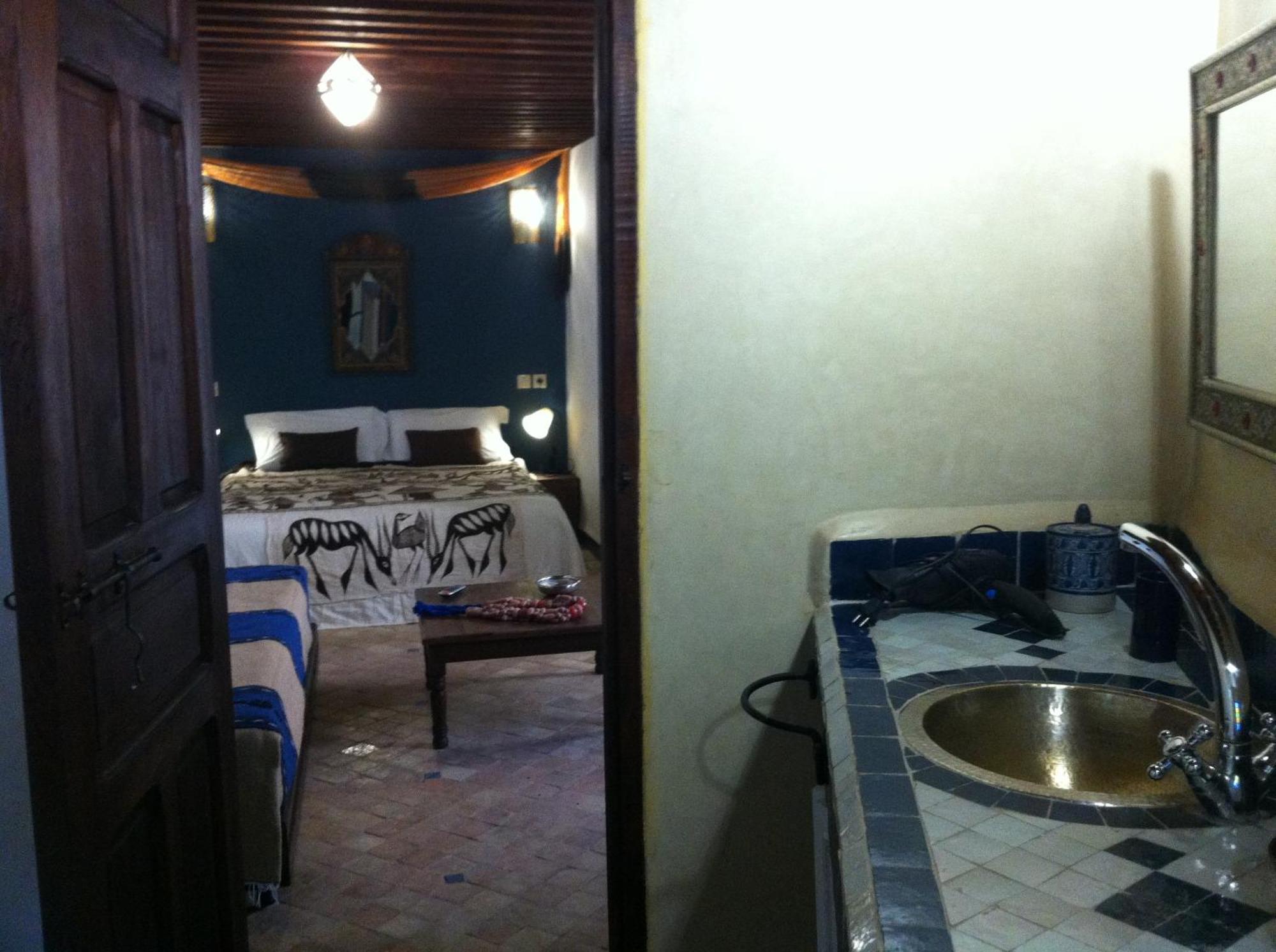 Riad Letchina Фес Екстериор снимка