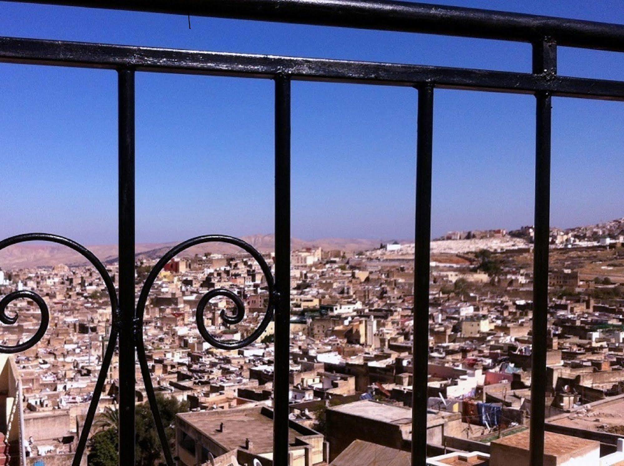 Riad Letchina Фес Екстериор снимка